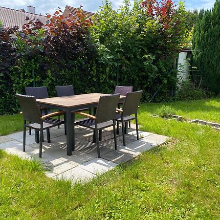 Stadtrand Oase Karlsruhe Mit Balkon Eksteriør bilde